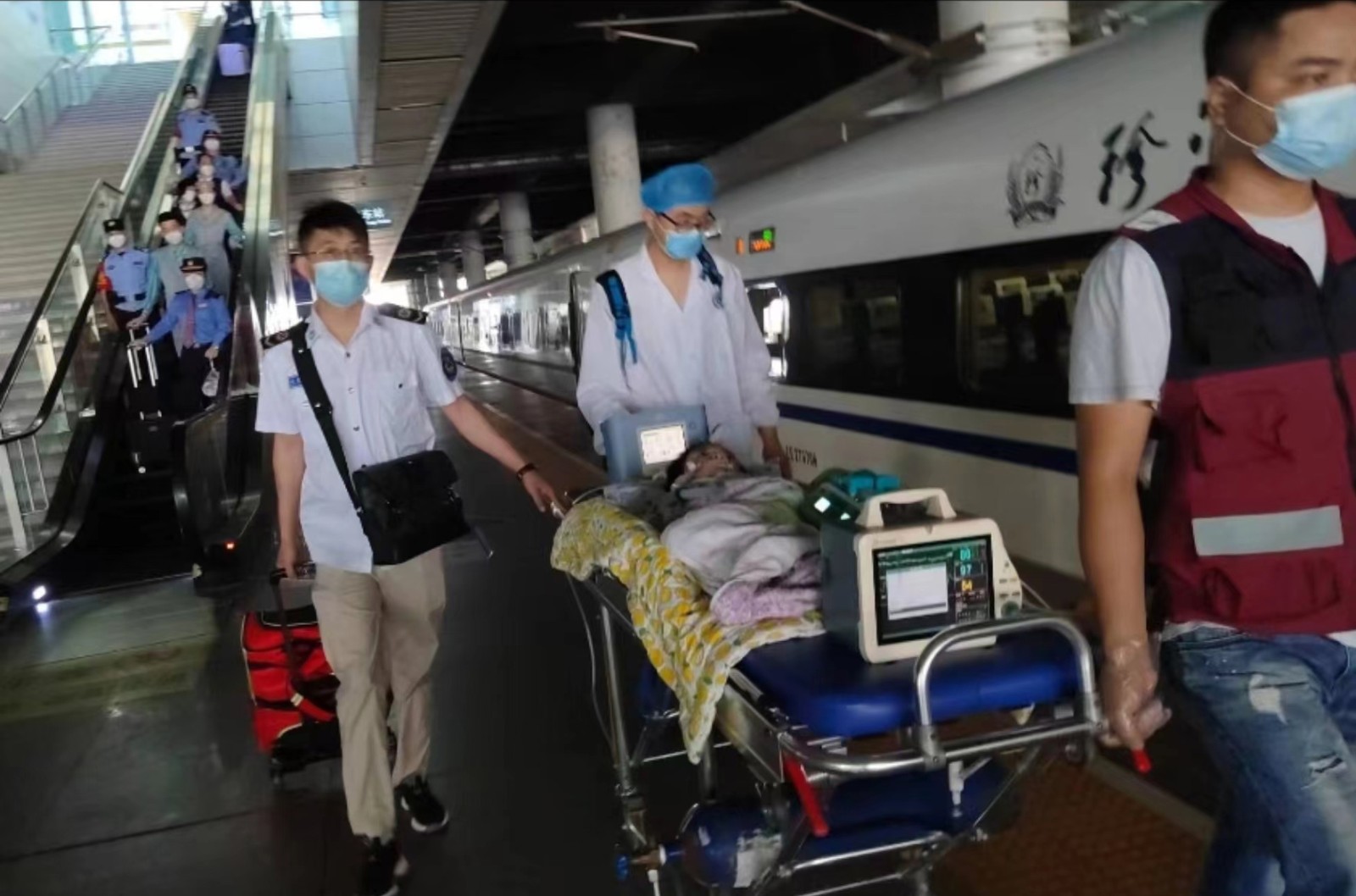 左权县高铁转运公司